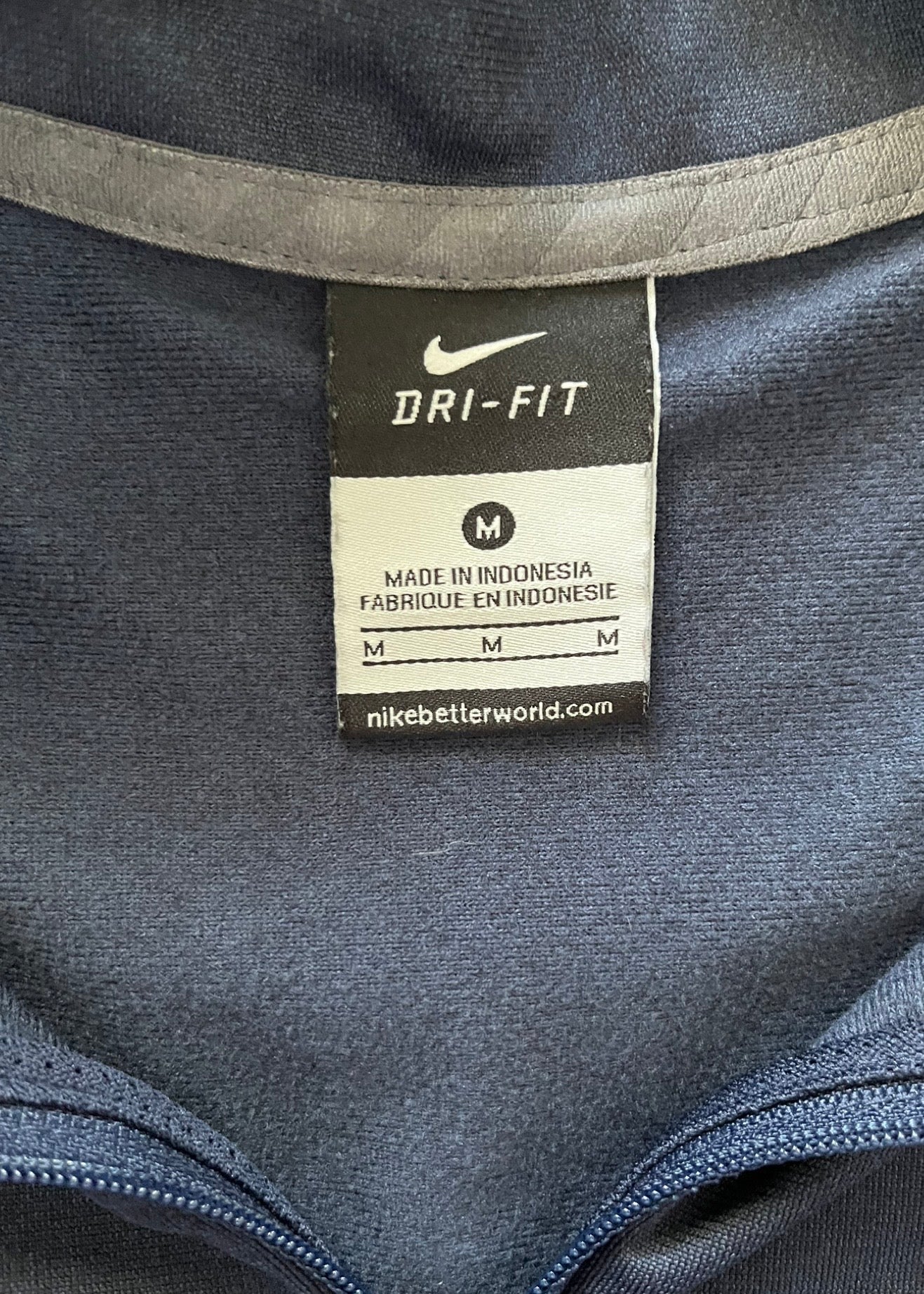 University of Virginia - Nike Dri-Fit Quarter Zip (Medium)